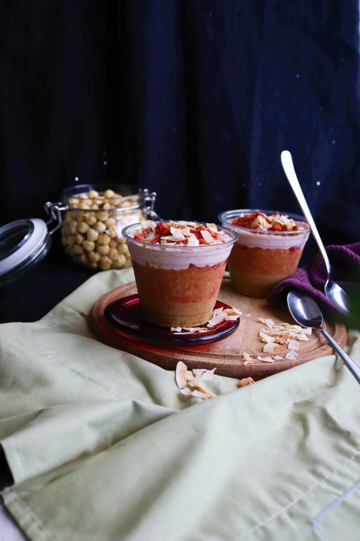 Крем с плодове и кокос