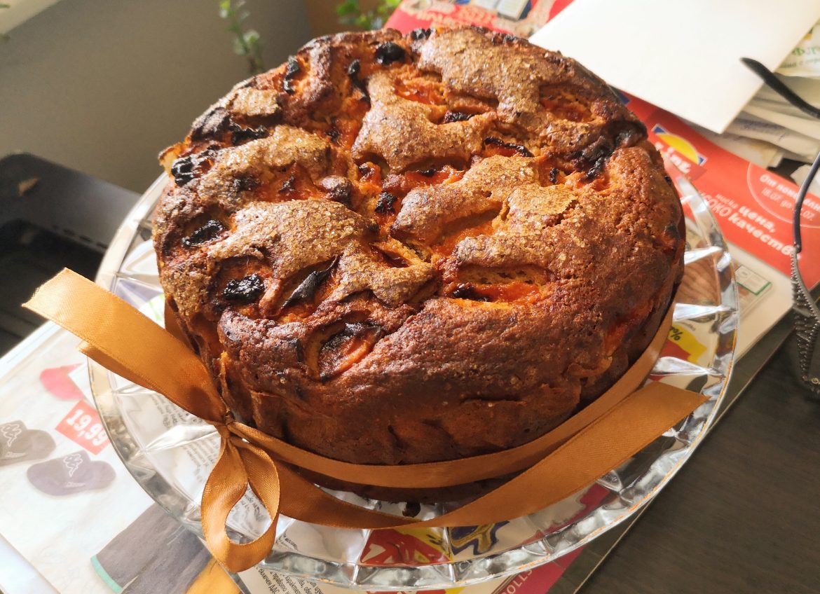 Сладкиш с кайсии