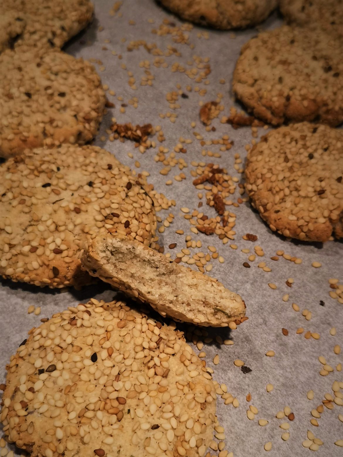 Сусамови бисквити