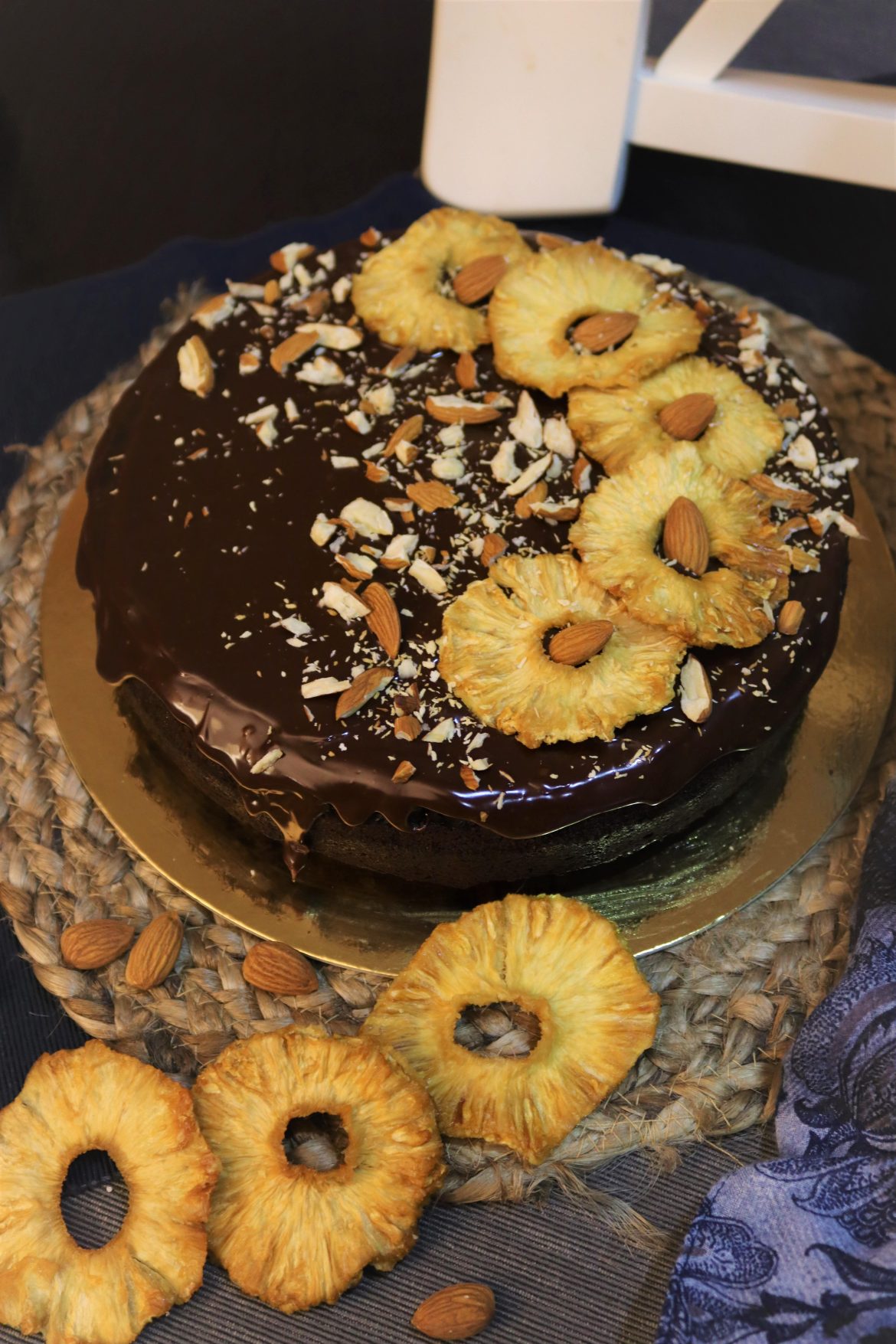 Сладкиш с ананас