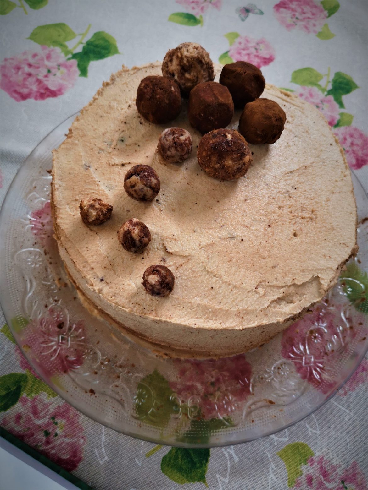 Шоколадова торта Рейно - Една торта, която приготвих за рождения ден на най-голямата ми сестра