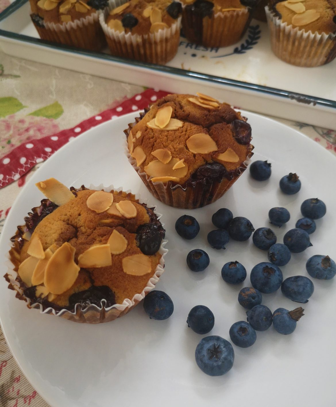 Мъфини Чийзбо - влажни, леко плодови и много вкусни мъфини