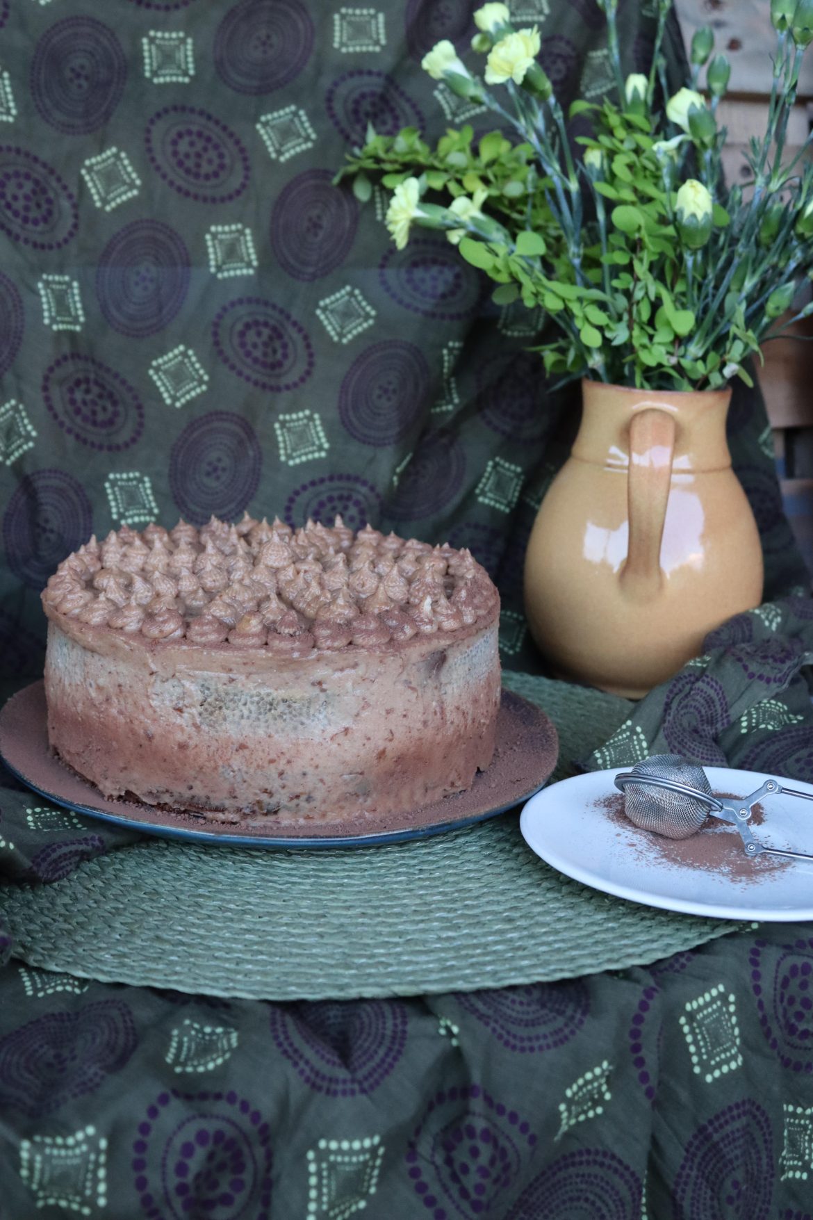 Веган торта Banana man любовта давала крила, тортата нашепвала за любов