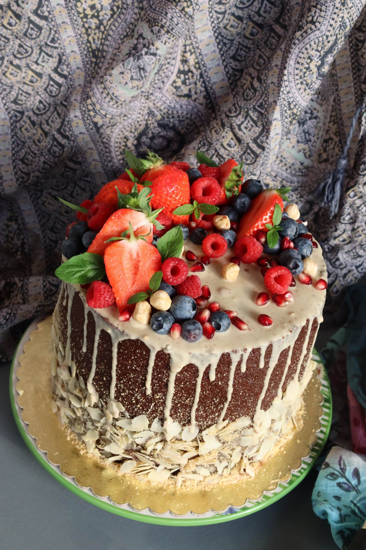 Торта 60-т - веган плодова торта