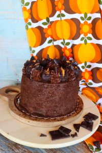 шоколадова торта без глутен и без захар с макадамия