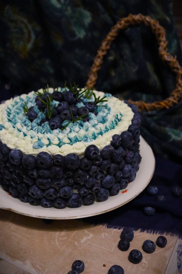 Торта с боровинки по Зоната