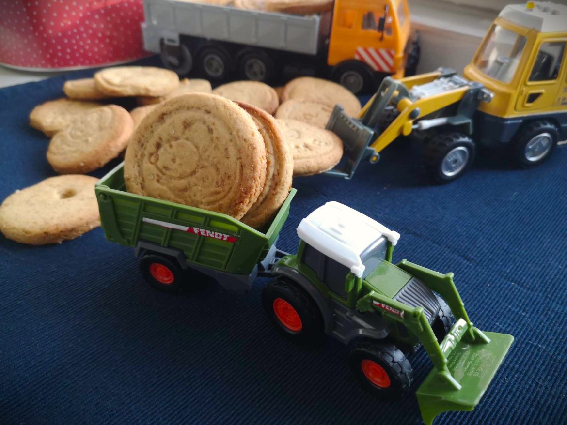 Бисквити с фъстъчено масло