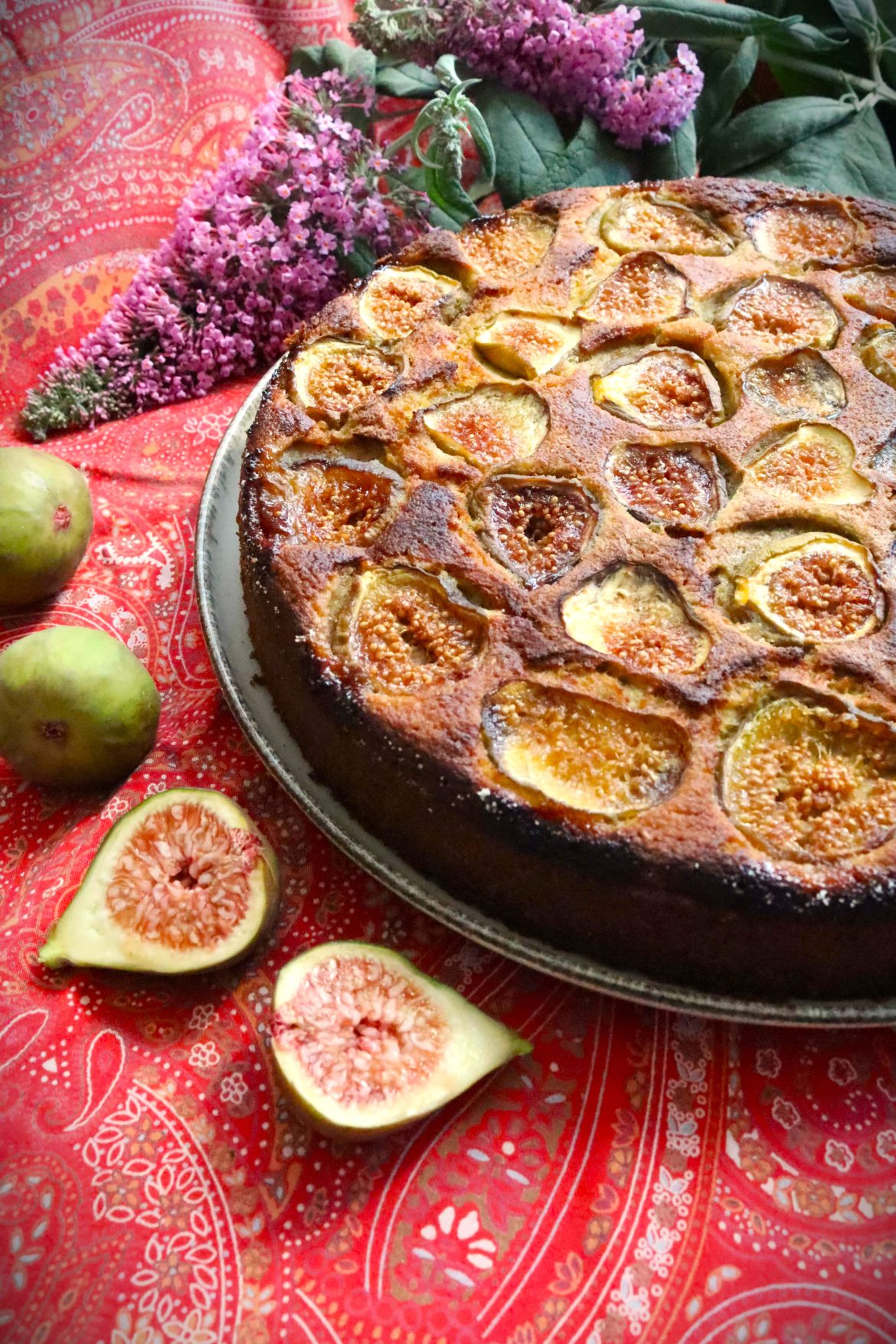 Сладкиш със смокини по зоната