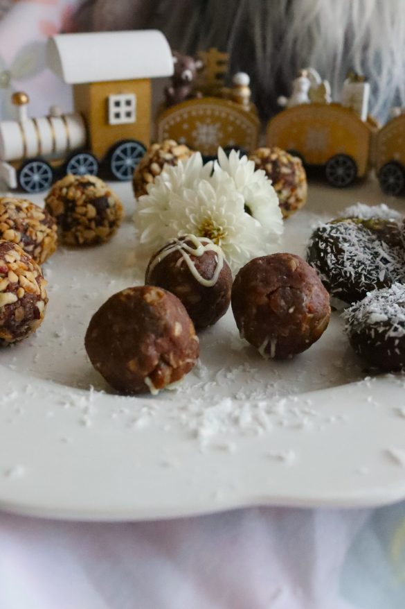 Протеинови бонбони с фурми