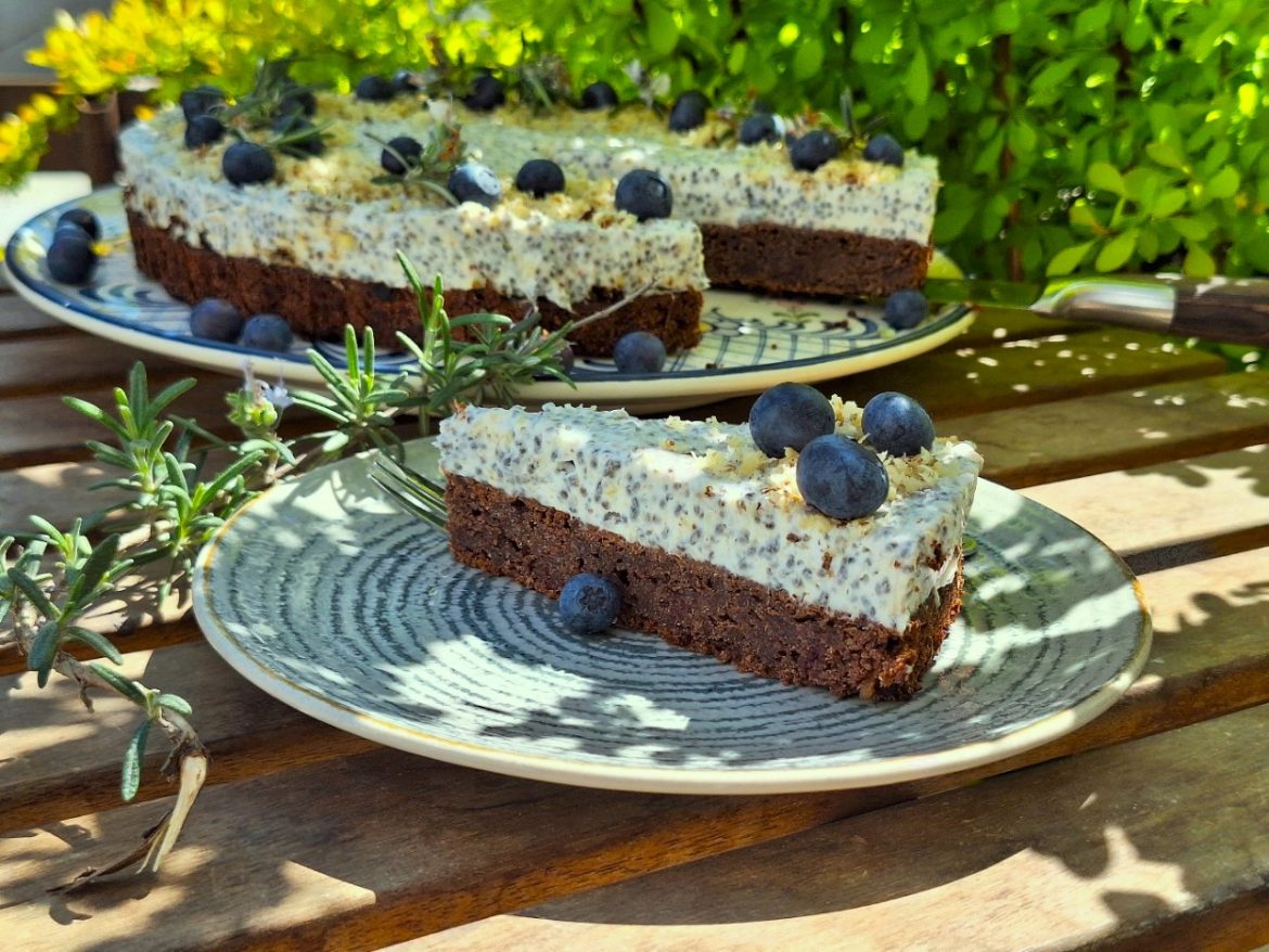 орехова торта с фурми без захар и глутен