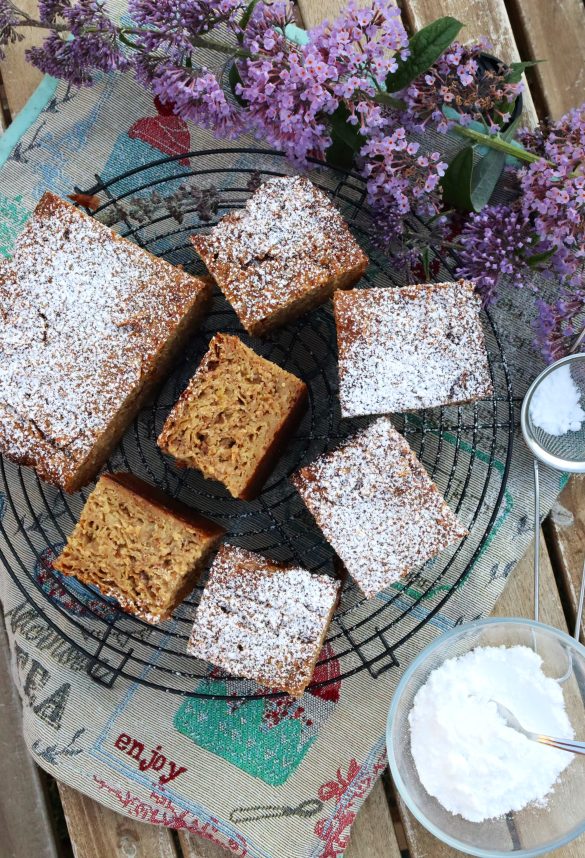 Щрудел с ябълки по Зоната