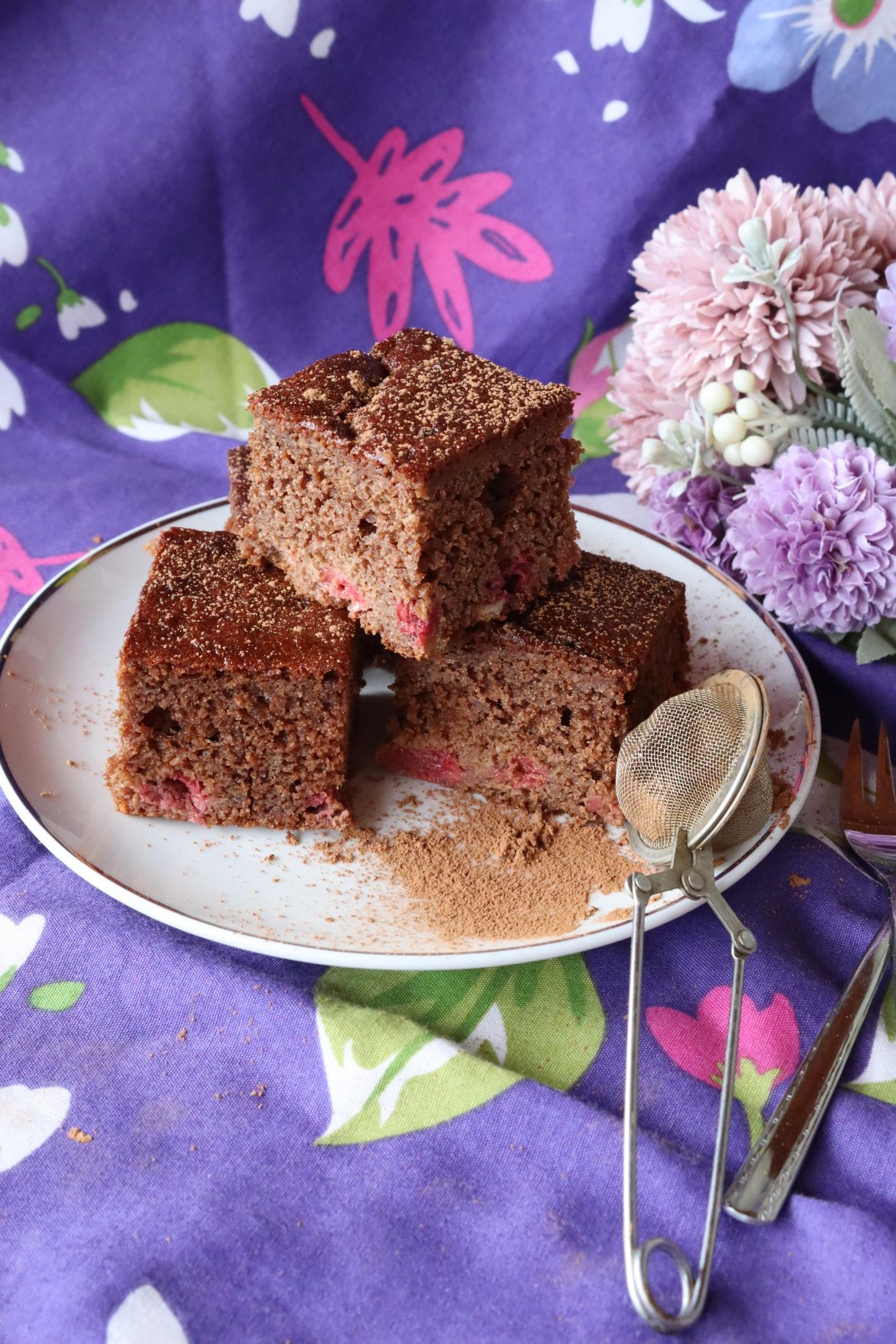 сладкиш с малини без захар и глутен