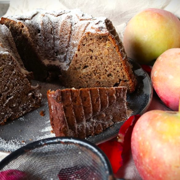 Бананов кекс с ябълки - веган