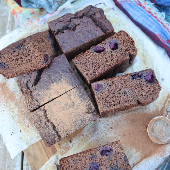 бадемов сладкиш с дюли